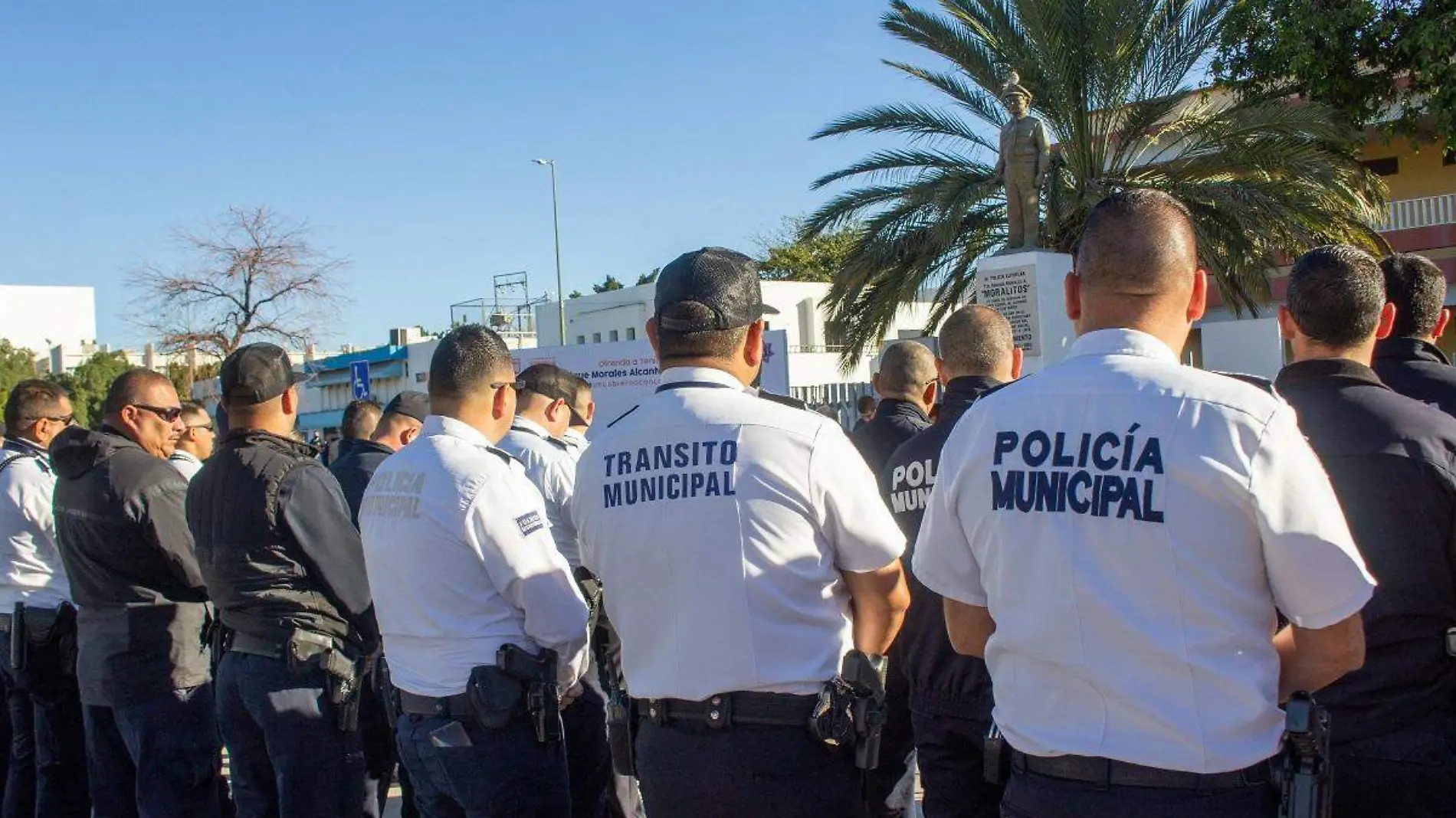 Ofrenda a Moralitos policias municipales transito municipal - Mike Acosta (12)